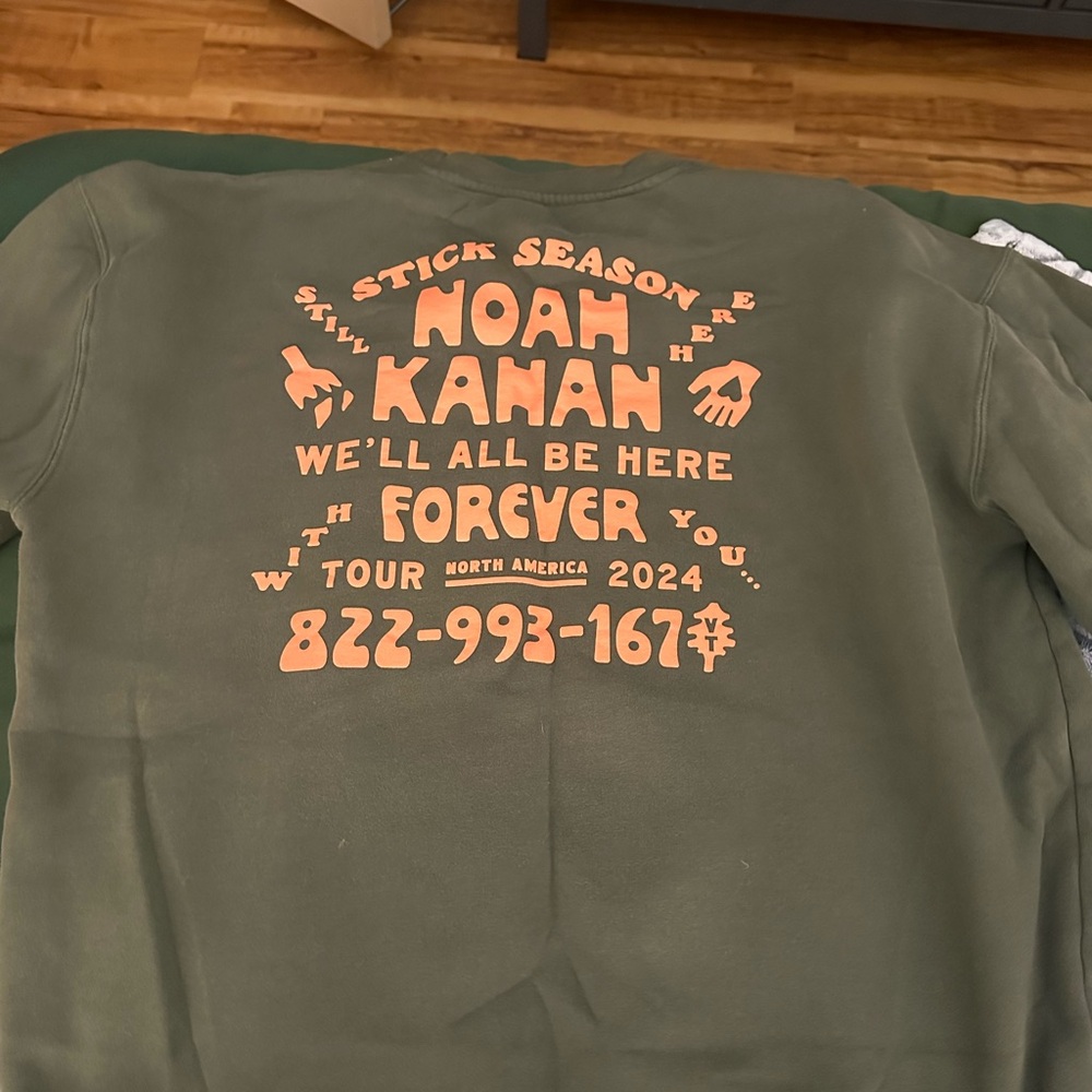 Noah Kahan sweatshirt